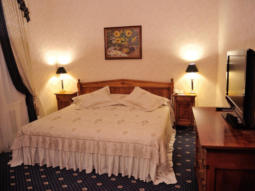 Grand Hotel Ukraine Dnipro Extérieur photo