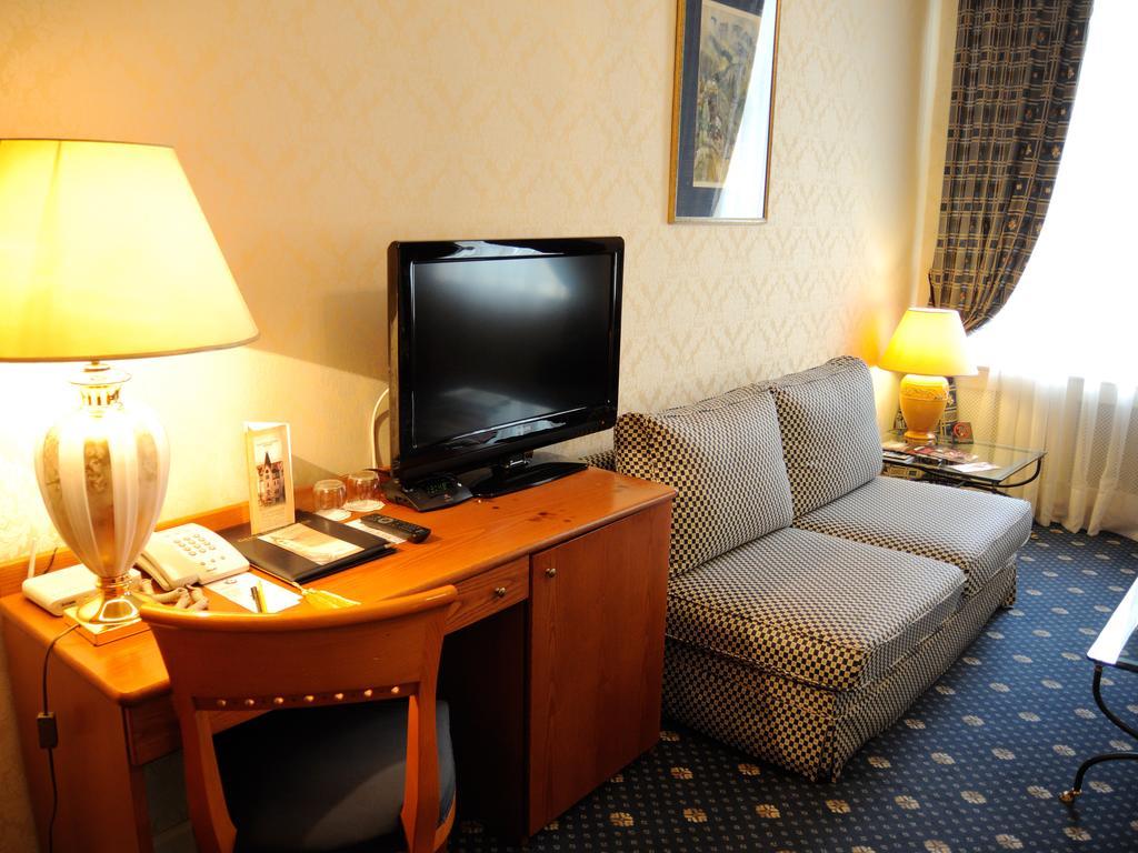 Grand Hotel Ukraine Dnipro Extérieur photo