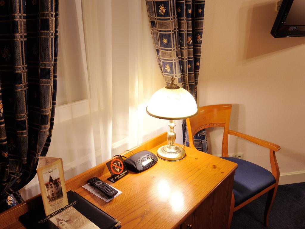 Grand Hotel Ukraine Dnipro Extérieur photo