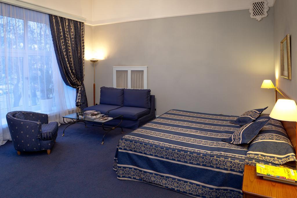 Grand Hotel Ukraine Dnipro Extérieur photo