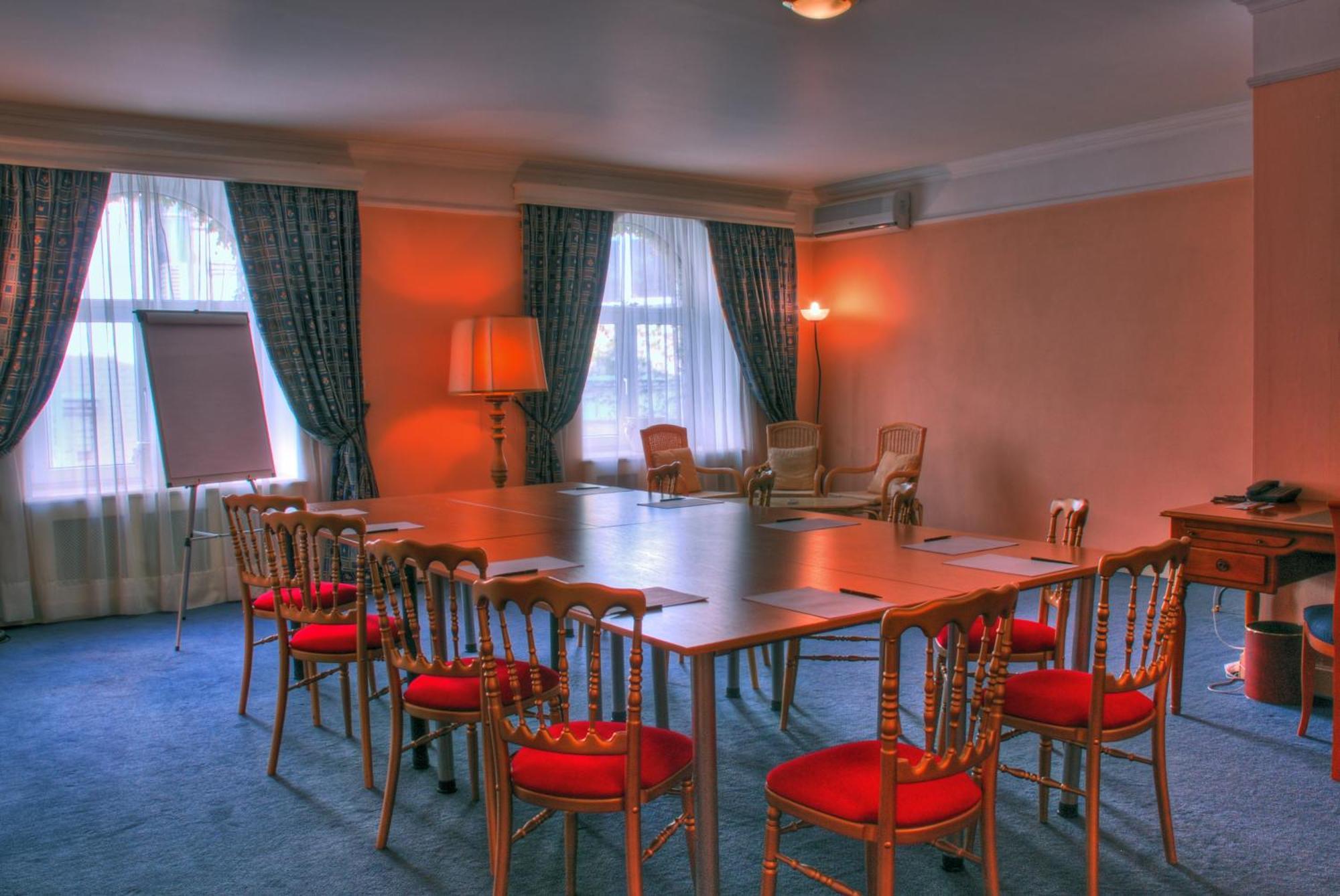 Grand Hotel Ukraine Dnipro Extérieur photo