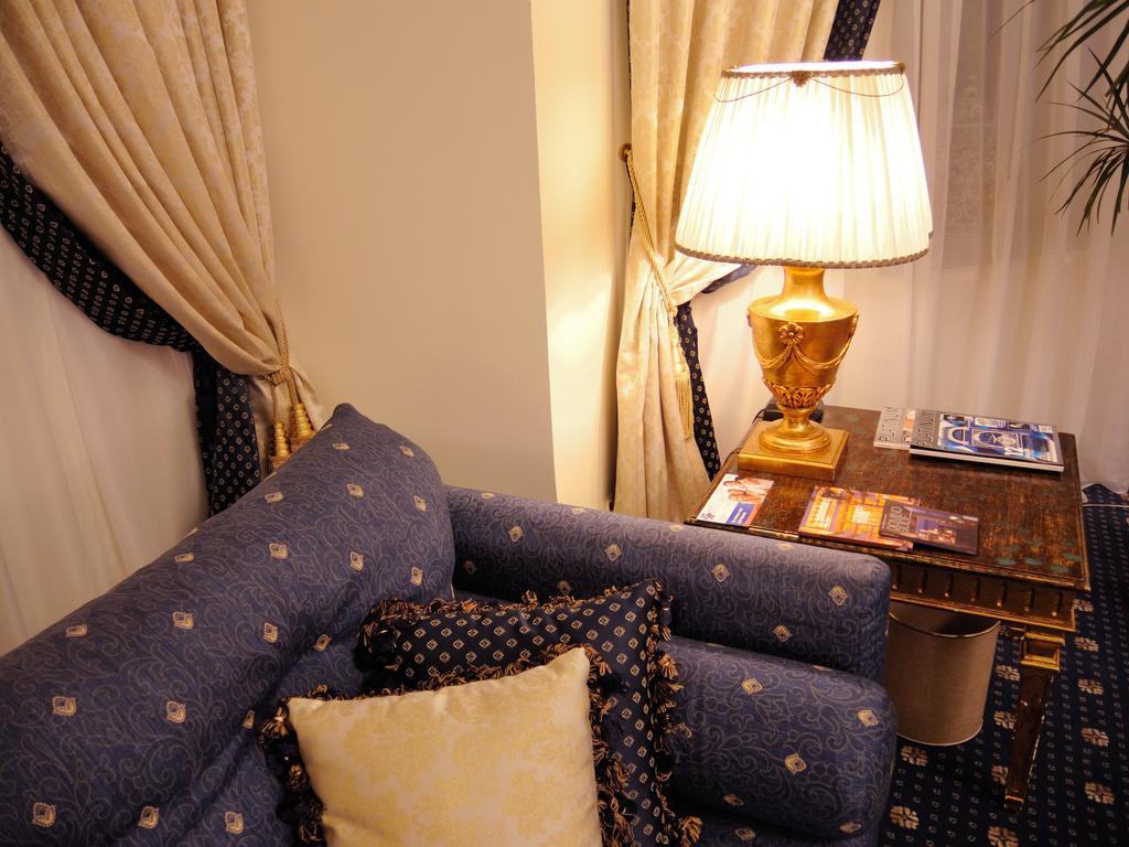 Grand Hotel Ukraine Dnipro Extérieur photo