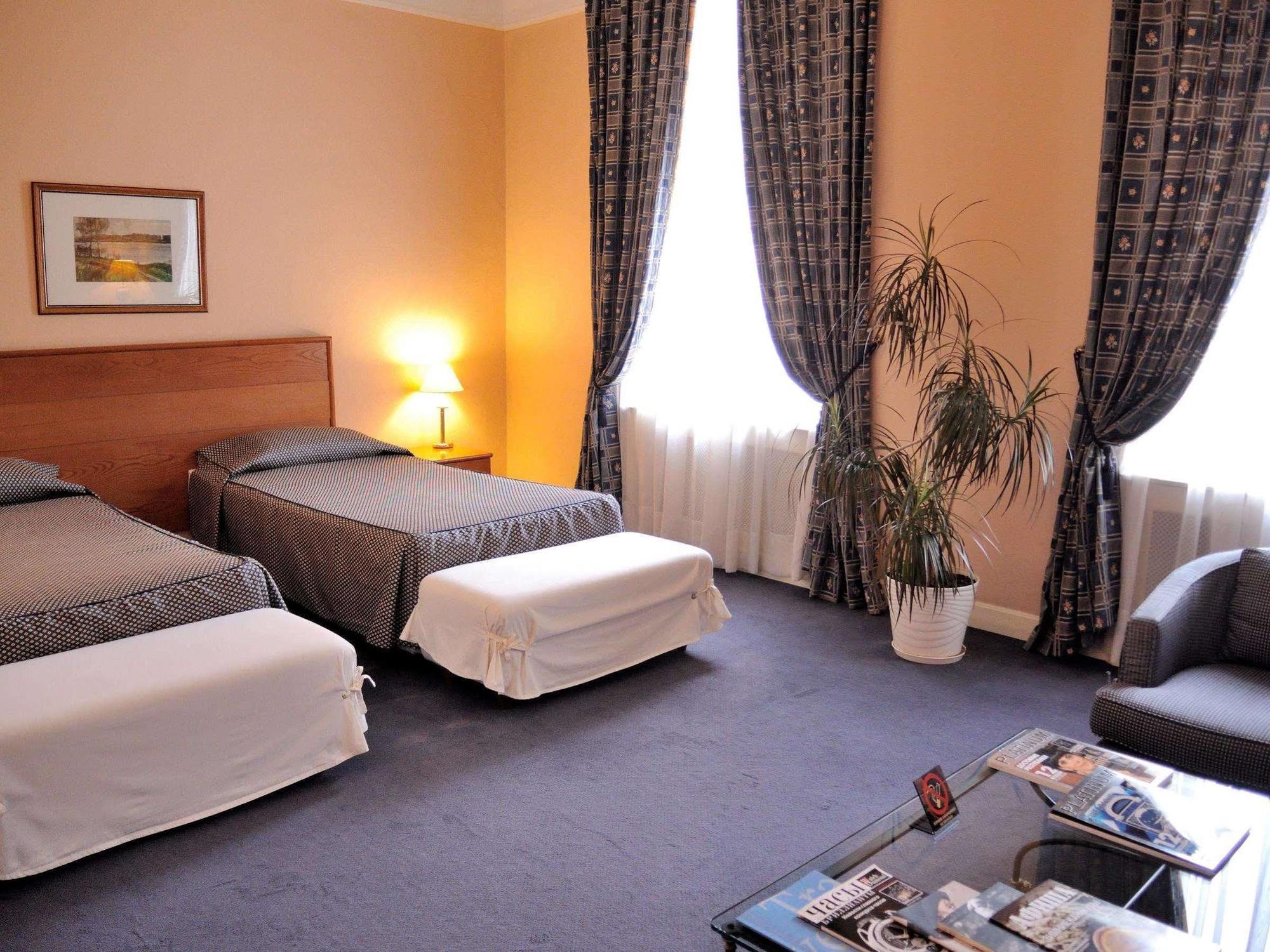 Grand Hotel Ukraine Dnipro Extérieur photo